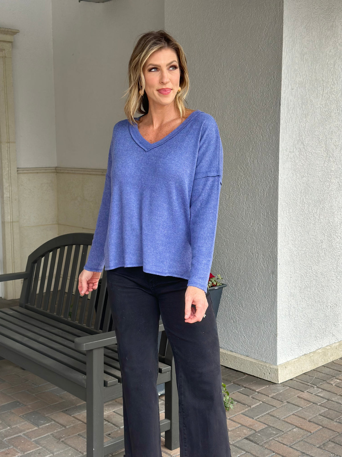 Marlena Ribbed V-Neck Top-Blue