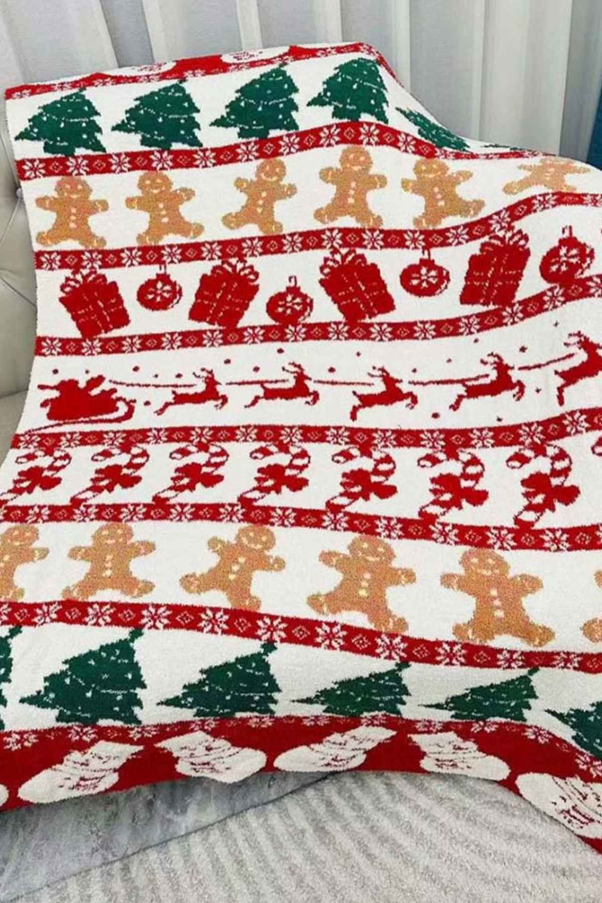 Christmas Spirit Reversible Christmas Pattern Blanket