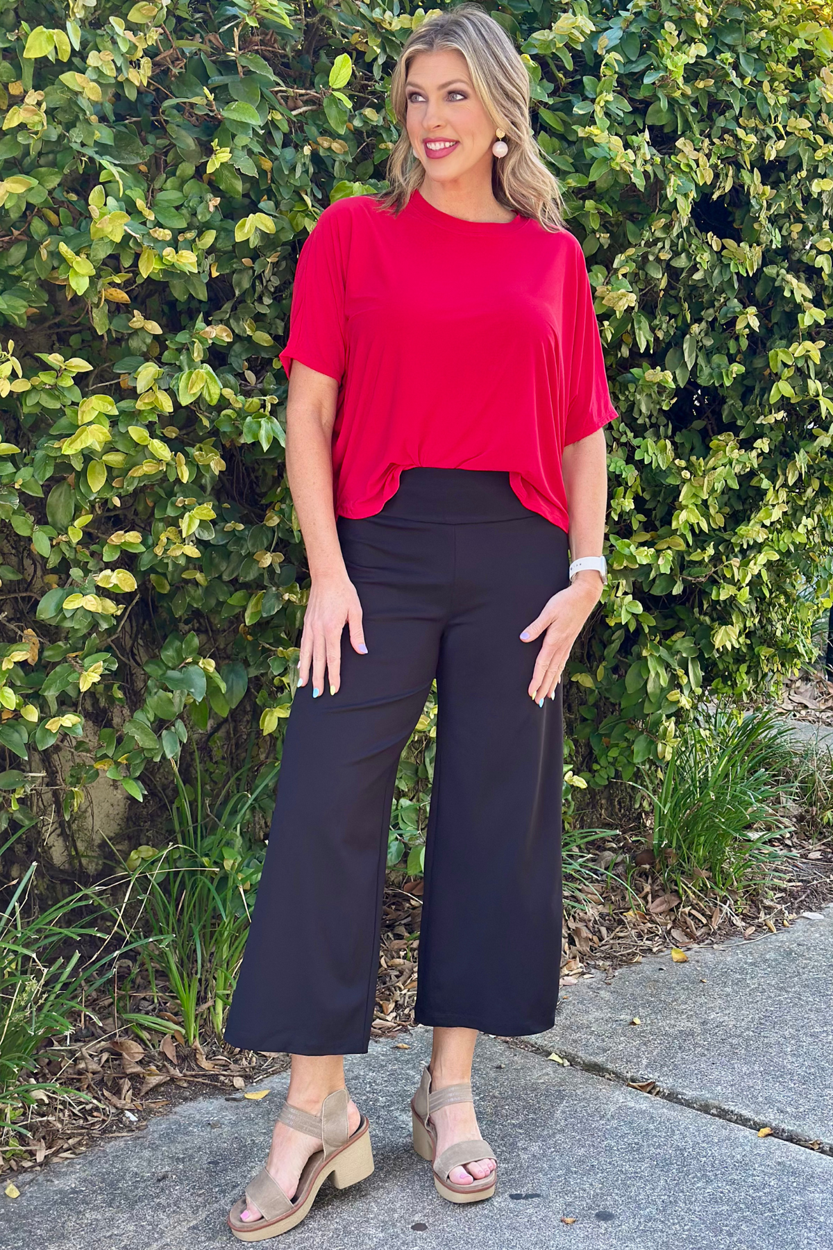 TPN Madison Wide Cropped Pants in Black